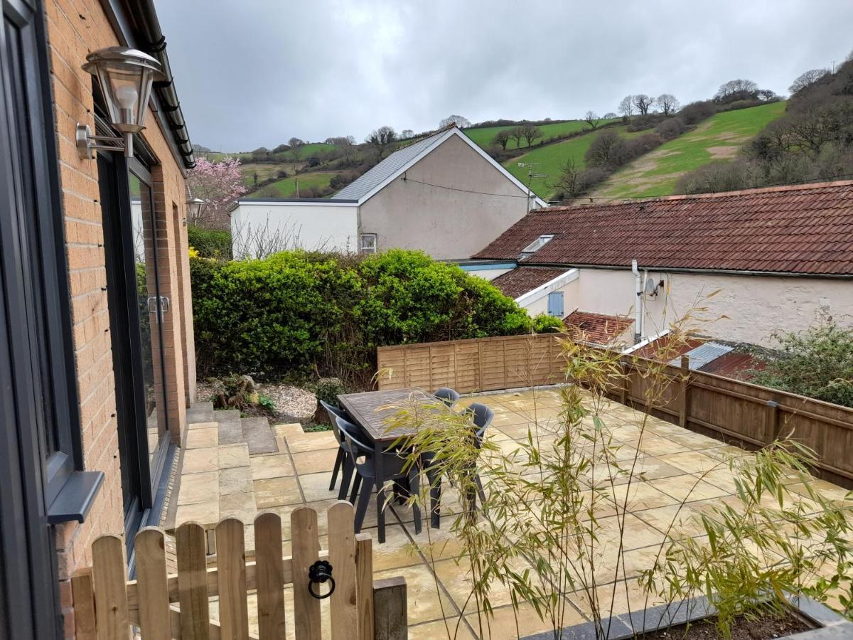 High Tide - 2 Bed Sunny Holiday Home Near Beach With Garden And Parking Combe Martin Bagian luar foto
